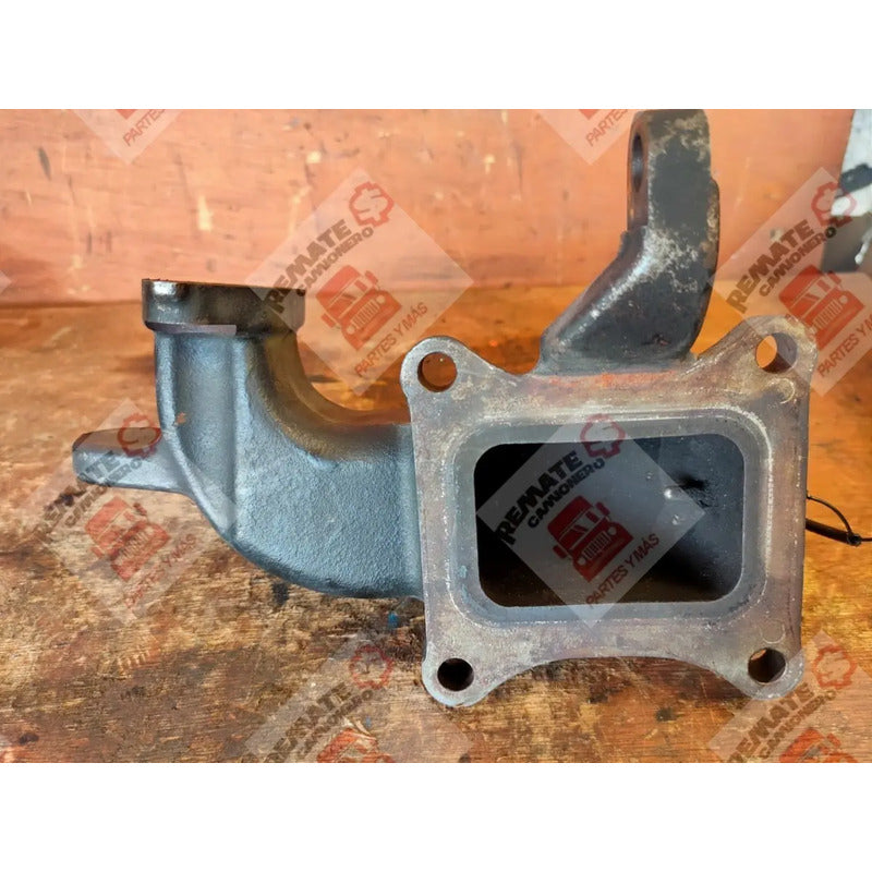 Múltiple Válvula Egr Motor Isuzu 4hk1 Elf