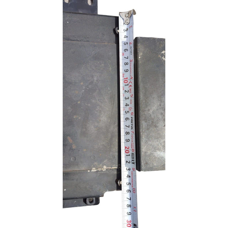 Base Soporte Caja Modulo Computadora Isuzu Elf 500