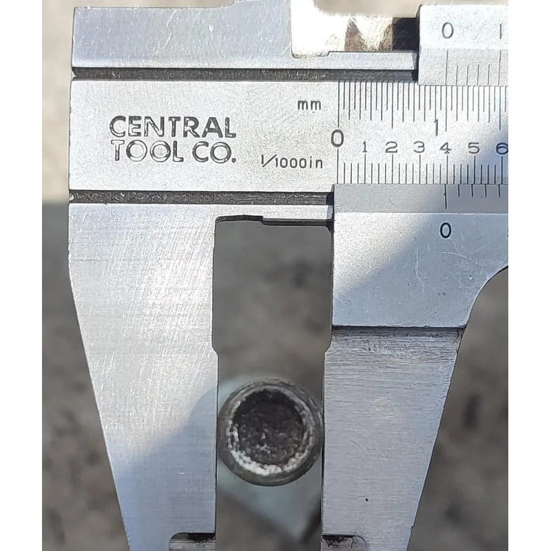 Perno Tornillo Soporte Base Alternador Isuzu 4hk1 Elf 450