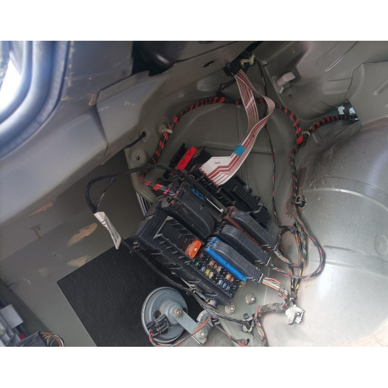 Caja Modulo Fusibles Chevrolet Vectra