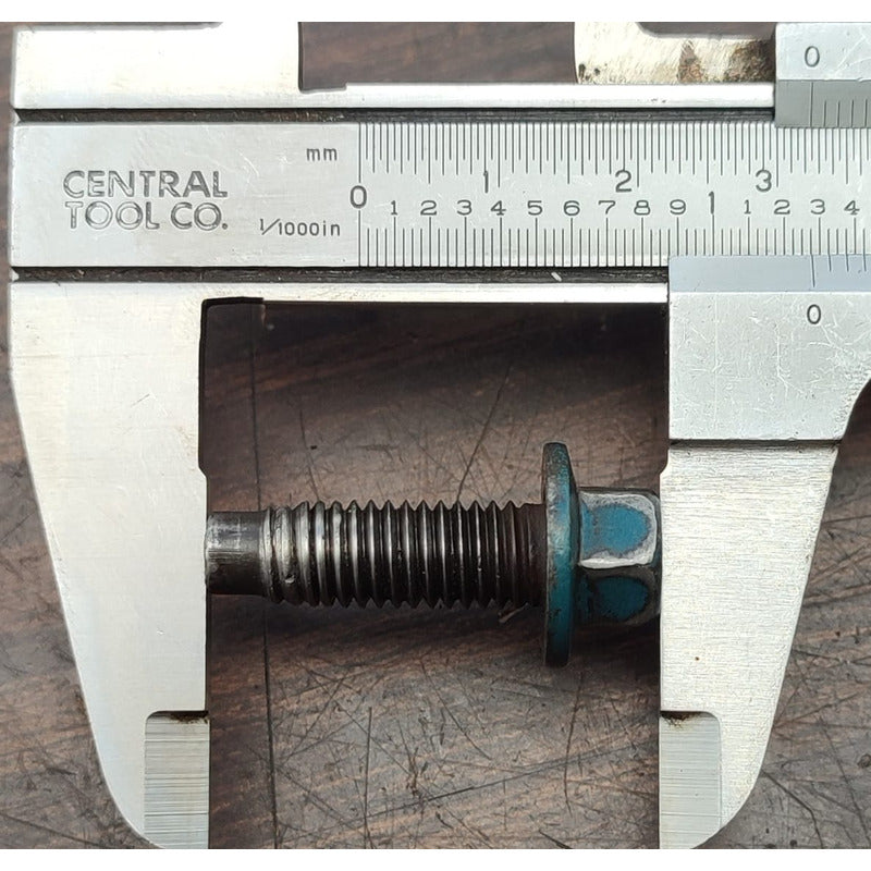 Tornillo Carter Motor Navistar Maxxforce 7.6l International