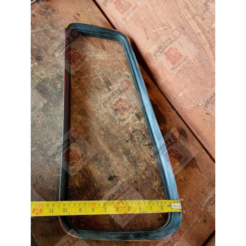 Cañuela Empaque Hule Ventanilla Puerta Derecha Freightliner