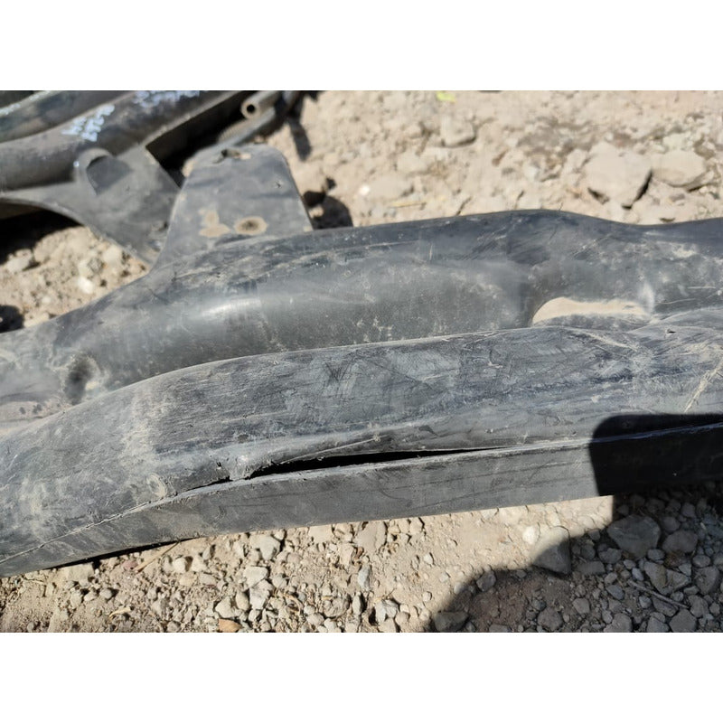 Purificador Toma Aire Hino 300 616 Detalle