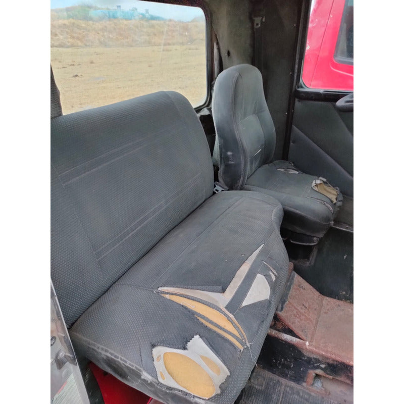 Cabina Kenworth T300 Año 2004