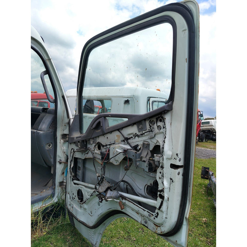 Puerta Sterling Freigthliner Fl360 360 Copiloto Delantera Izquierda Rojo