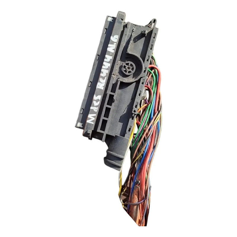 Conector Módulo Motor Mercedes Benz 906 Detalle