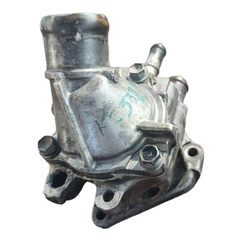 Toma De Agua Hino 300 716 816 Motor N04c-tv