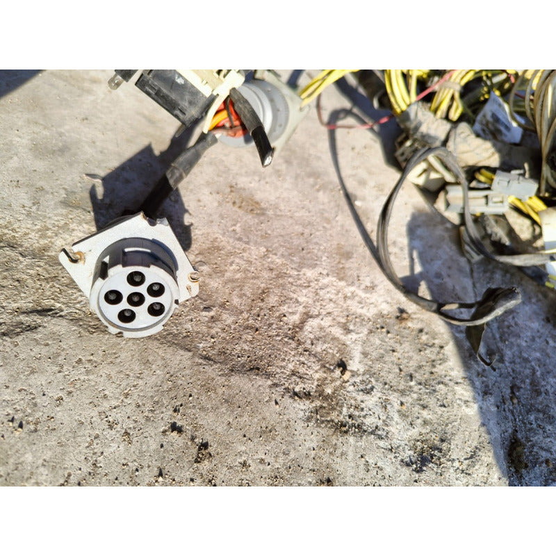 Arnés Conector Fusibles Tablero Cluster Freightliner Fl 70