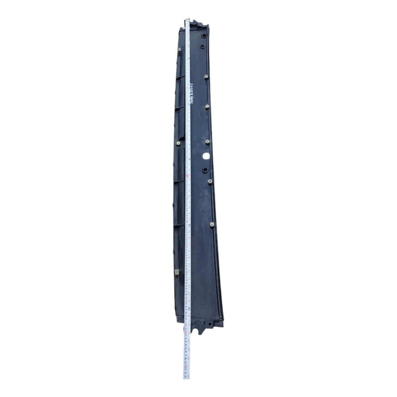 Parrilla Moldura Limpiadores Cabina Sterling Fl360 Freightli Negro