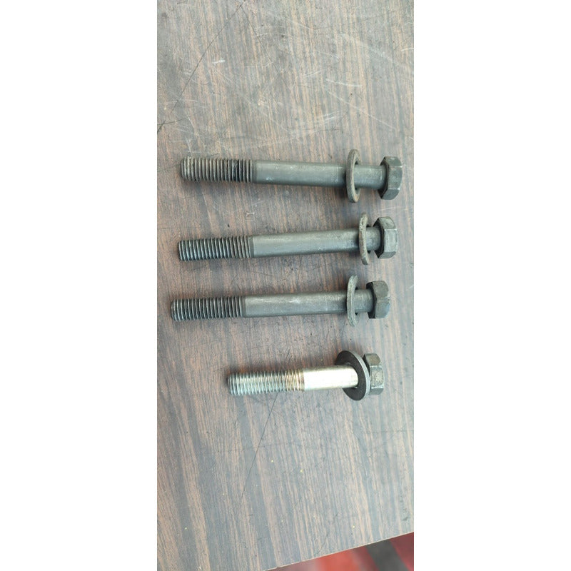 4 Tornillos Soporte Motor Cummins Isb 5.9l Freightliner Fl70