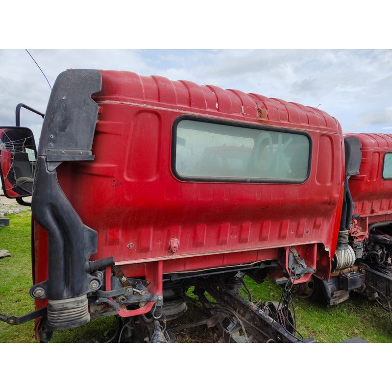 Cabina Hino 300 816 716