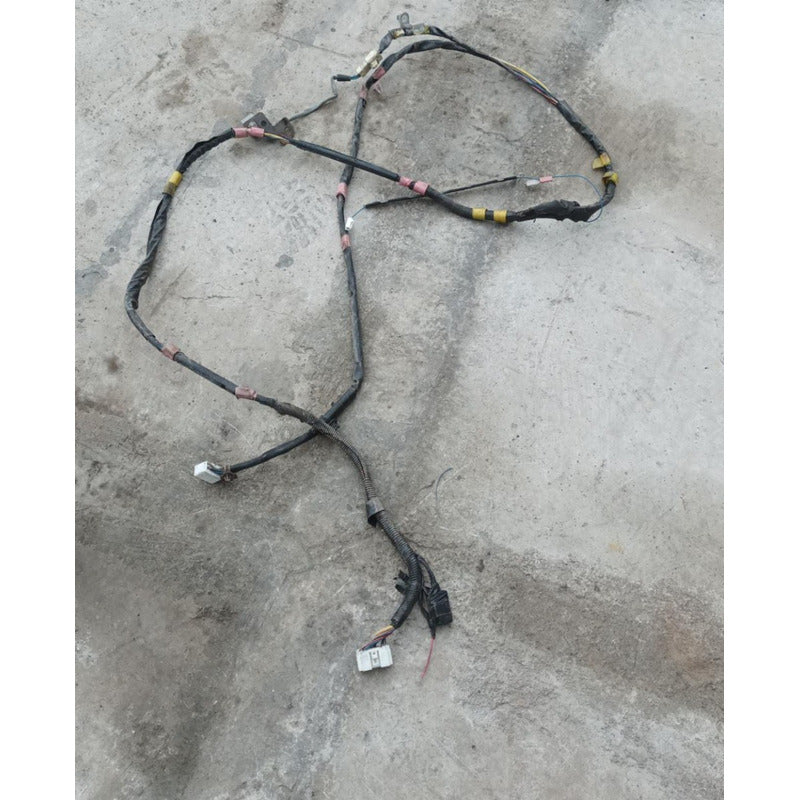 Arnes Conector Convertidor Corriente Voltaje Cabina Hino 300