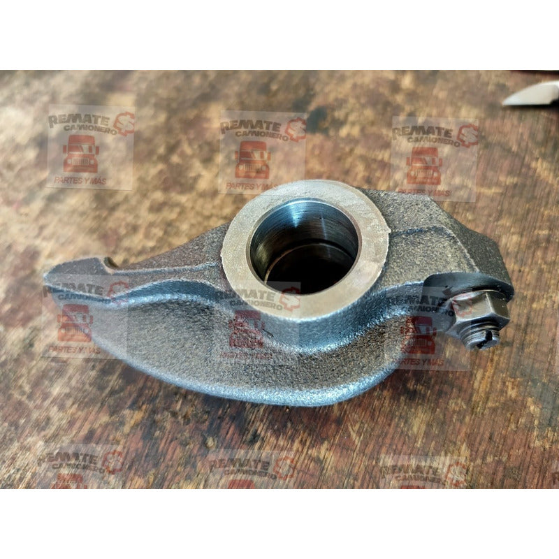 Balancin De Punterias Motor Hino N04c