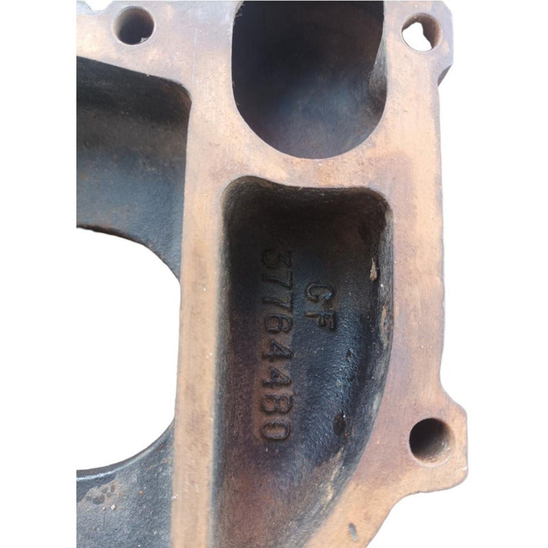 Base Soporte Bomba Agua Refrigerante Motor Diesel