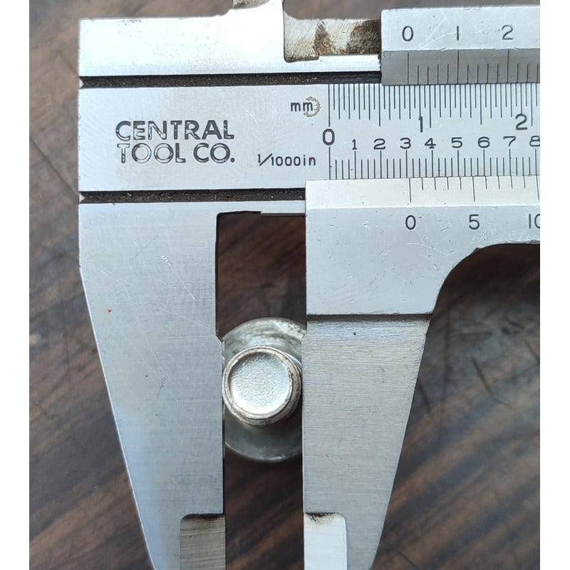 Tornillo Tapa Inferior Transmisión Isuzu Elf 400 450 7 Pz