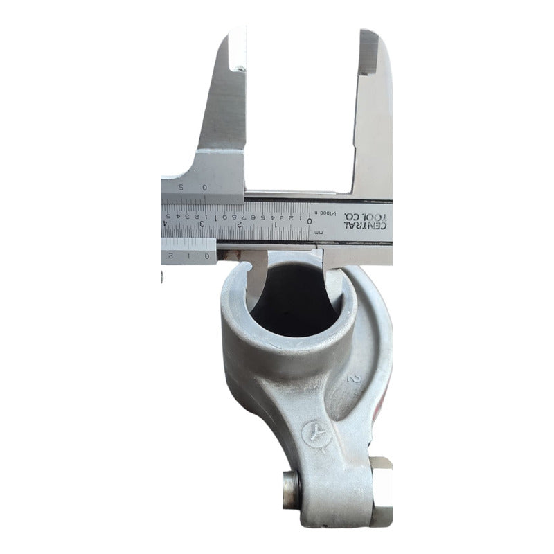 Balancín Admisión Motor Isuzu 4hk1tc 210hp