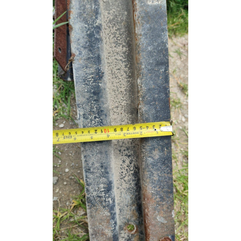 Bracket Cincho Base Soporte Tanque Diesel Freightliner Fl70