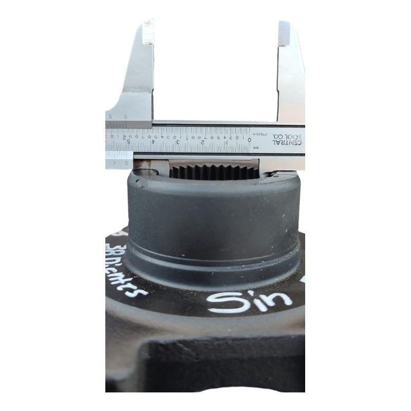 Yugo Cople Cardan Flecha Barra Astreado 5 1/2 Kenworth
