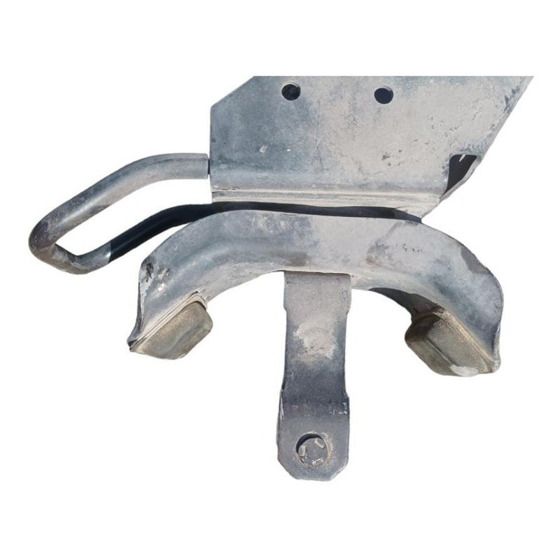 Soporte Base Seguro Cabina Isuzu Elf 300 200 Ng