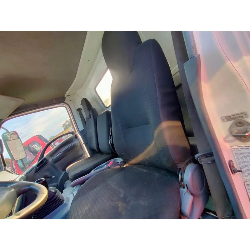 Cabina Isuzu Elf 600 Año 2010