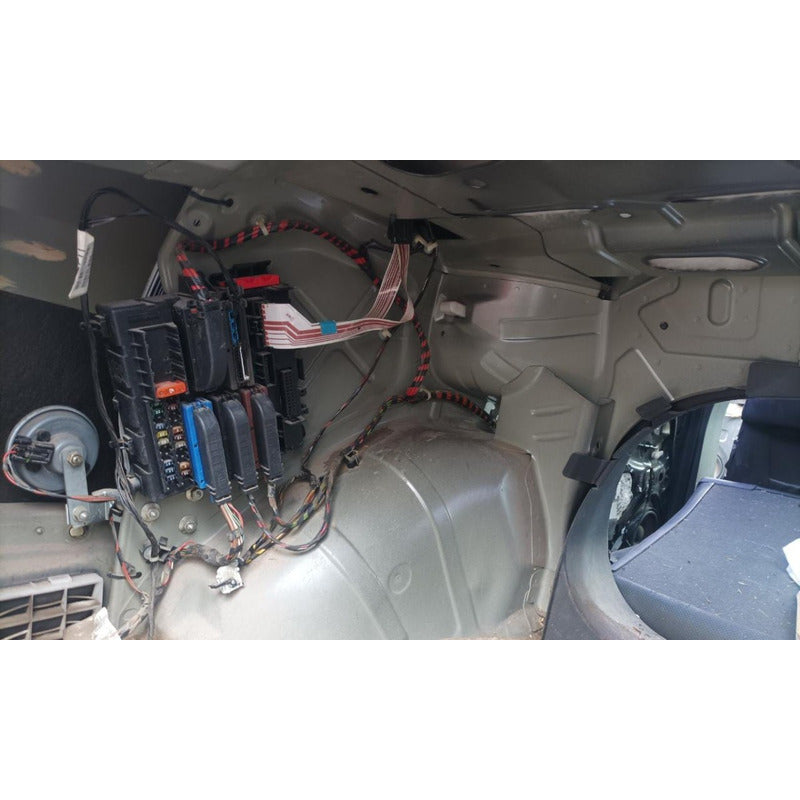 Caja Modulo Fusibles Chevrolet Vectra