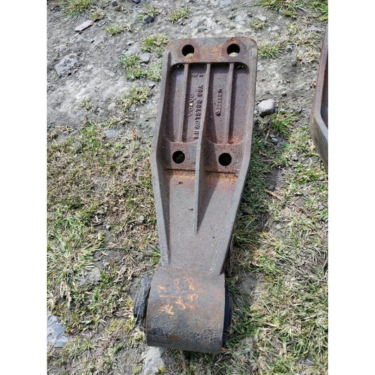 Soporte Base Cabina Volvo Vnl Camion Tracto Izquierda