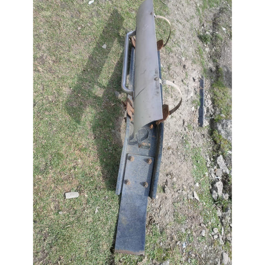 Base Soporte Silenciador Escape Chasis Para Barrenar