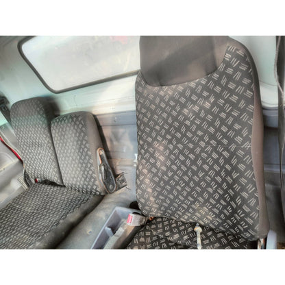 Cabina Isuzu Elf 450 Año 2007