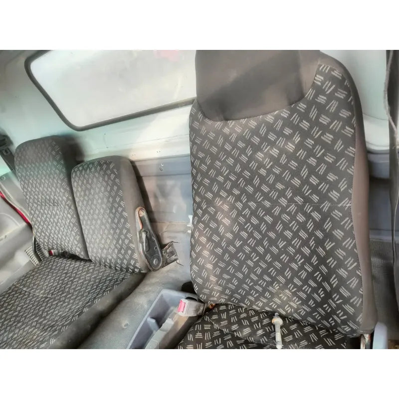 Cabina Isuzu Elf 450 Año 2007