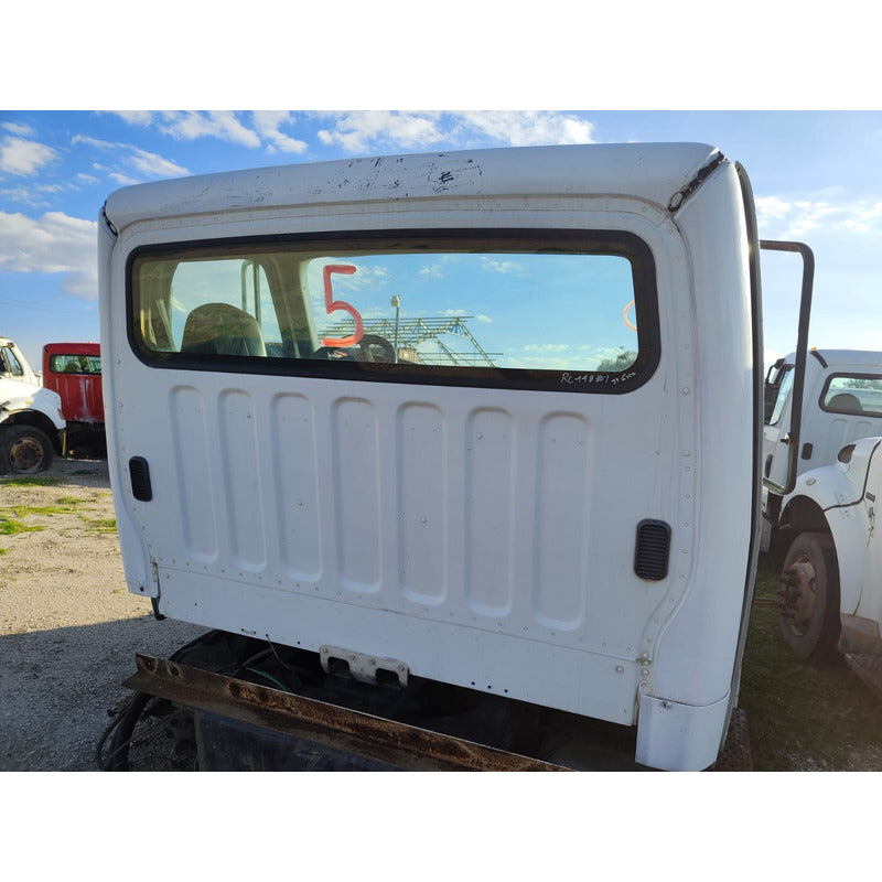 Cabina Cofre Freightliner M2 Año 2007