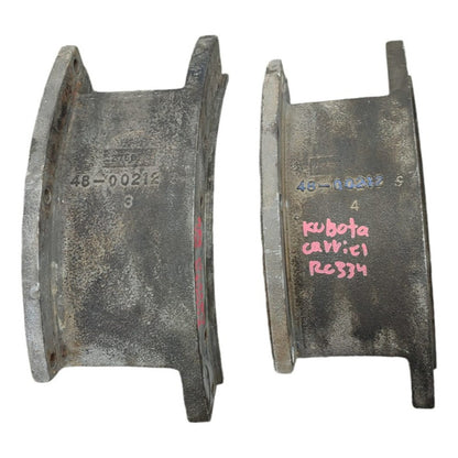 Soporte Base Concha Coraza Par Motot Kubota V2203 Carrier
