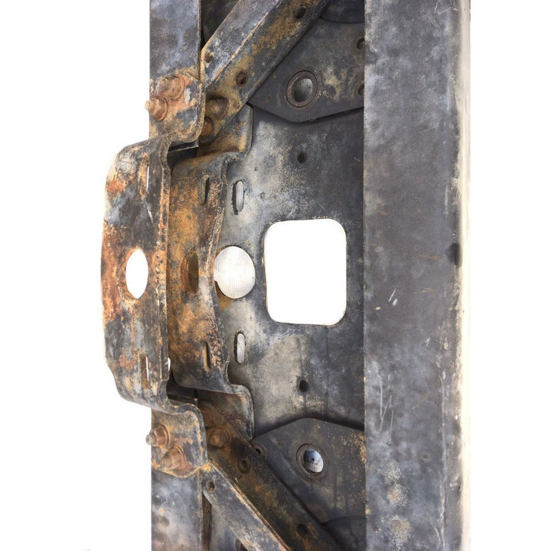 Base Soporte Puente Radiador Freightliner Chato