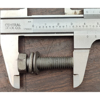 Tornillo Rondana Bomba Acete Motor Navistar Maxxforce 7.6l
