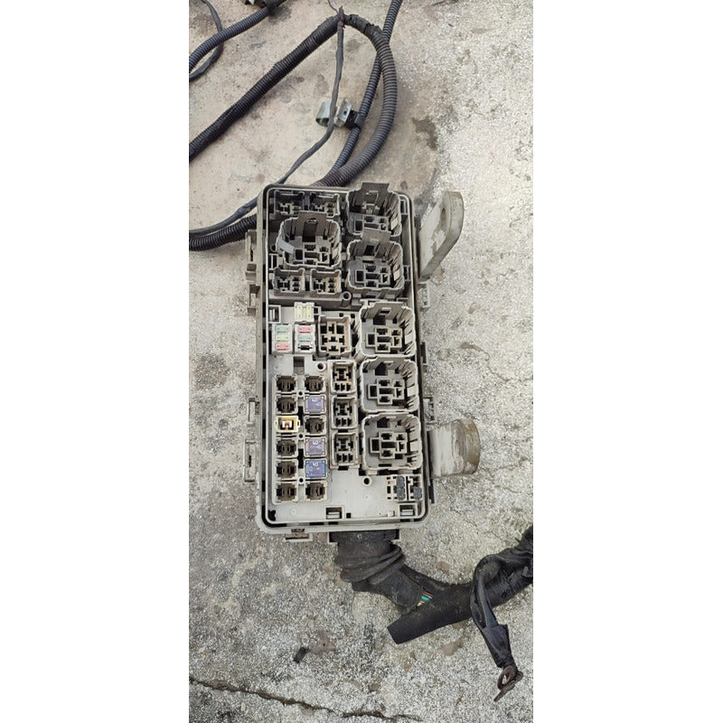 Arnes Conector Modulo Caja Fusibles Isuzu Elf 500
