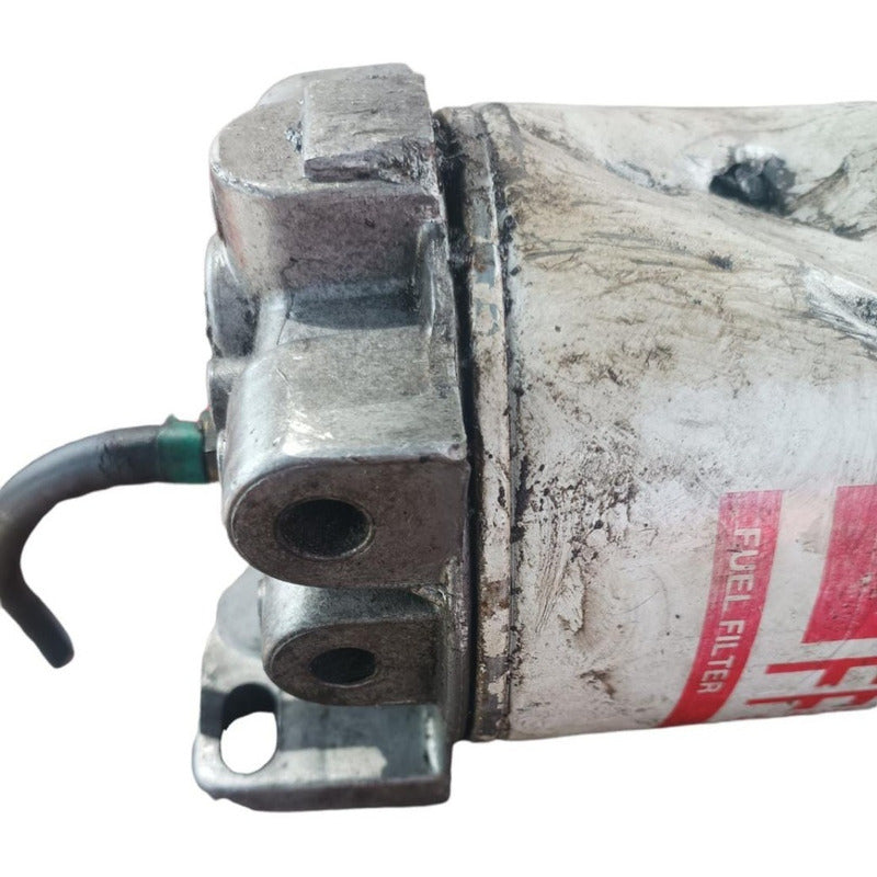 Base Soporte Filtro Diesel Motor Kubota V2203 Detalle