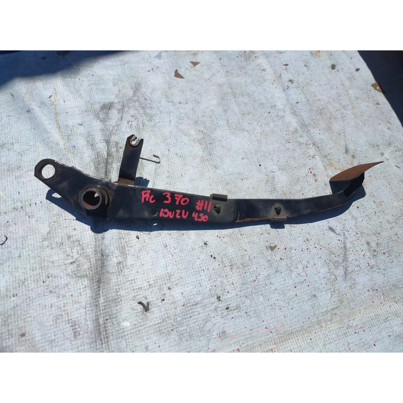 Pedal Clutch Tornillos Isuzu Elf 450