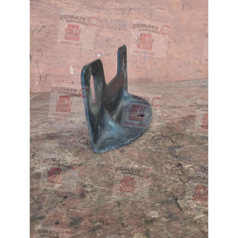 Soporte Base Bolsa De Aire Suspensión Camion