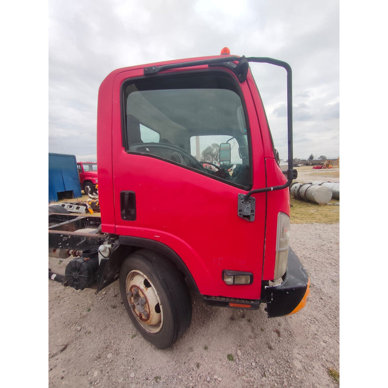 Cabina Isuzu Elf 500 600 Año 2010