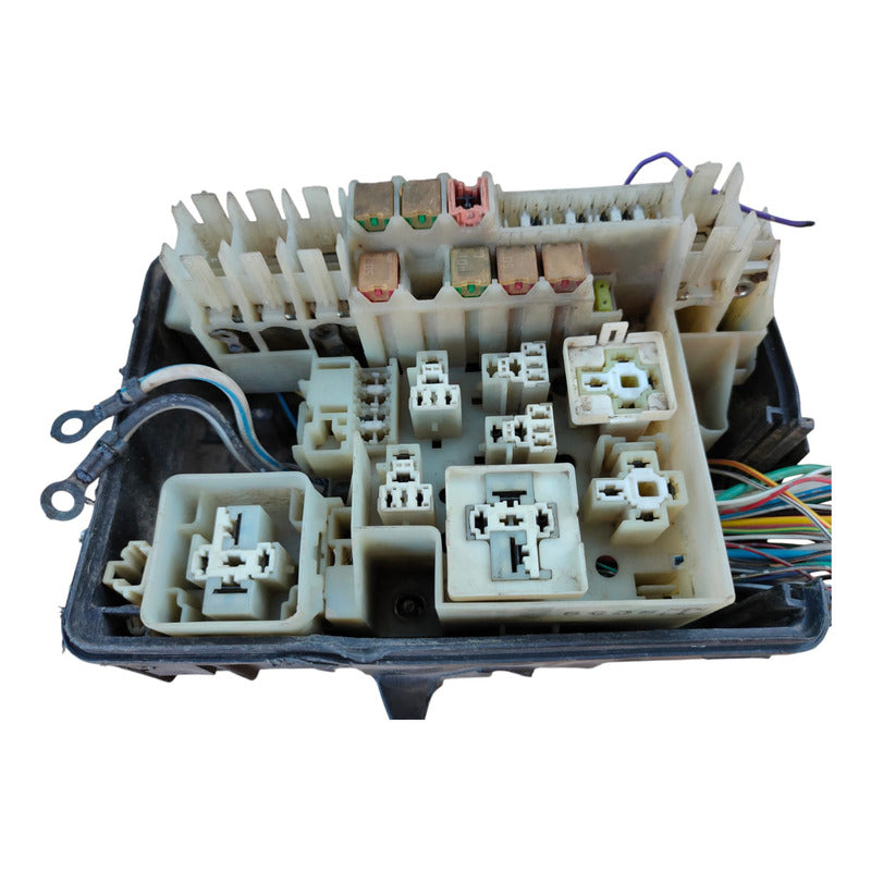 Tablero De Fusibles Hino 300 716 816