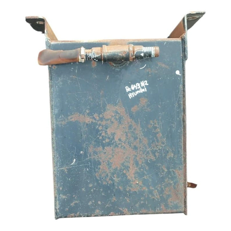 Deposito Tanque Vacío Agua Refrigerante Hyundai Hd120 Negro