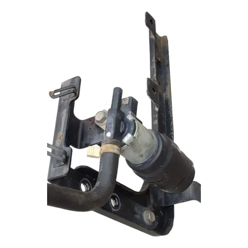 Soporte Base Válvula Vacio Freno Escape Isuzu Elf 500