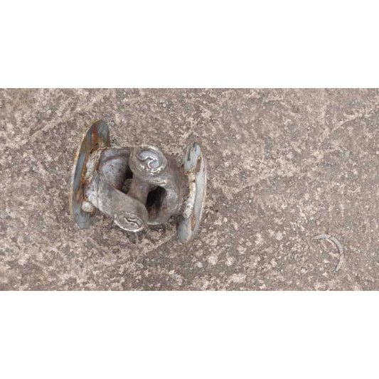 Cople Nudo Cardan Yugo Pto Toma De Fuerza 4 Pulgadas