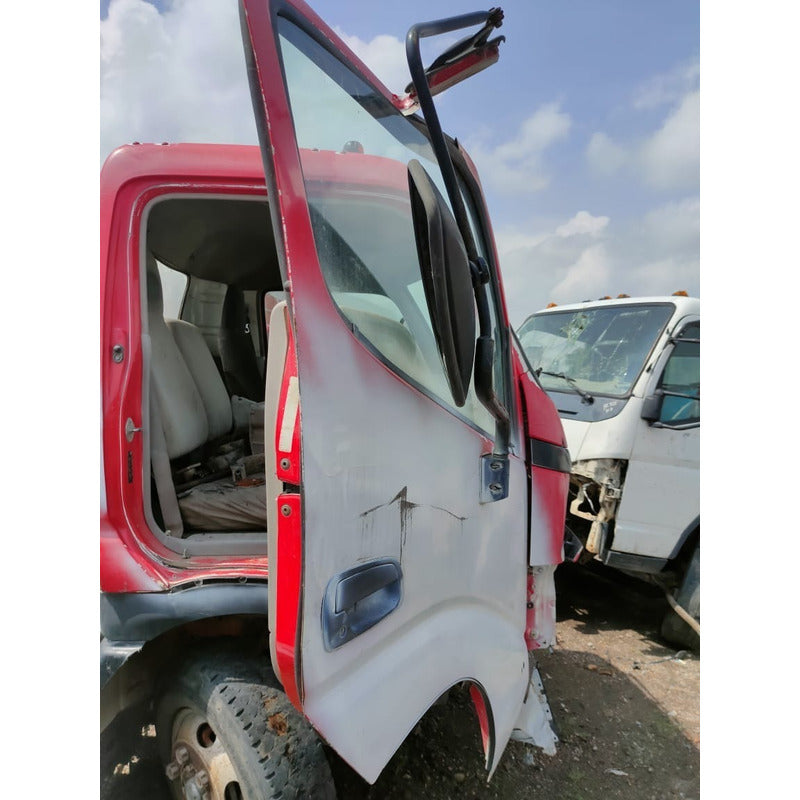 Puerta Derecha Hino 300 716 816 Detalle