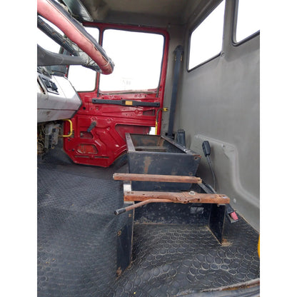 Cabina Freightliner  Fl80 Fl70 Año 2003