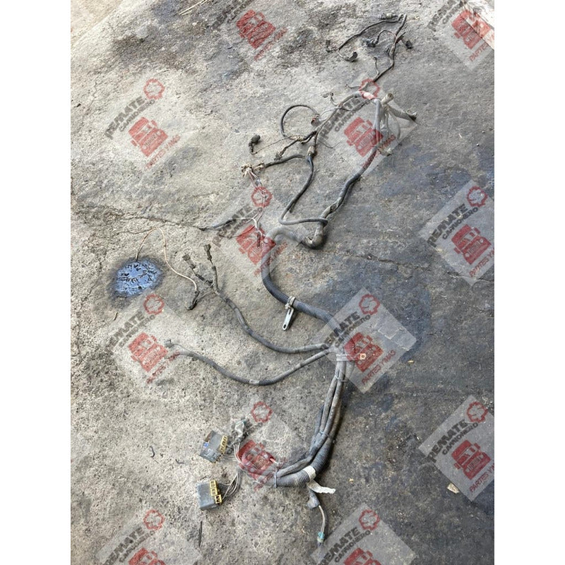 Arnes Cabina Freightliner Fl70 Motor Mercedes Benz 906