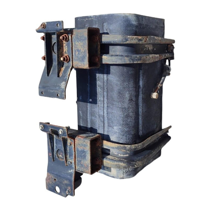 Tanque Diésel Combustible Hino 300 816 Base Soportes