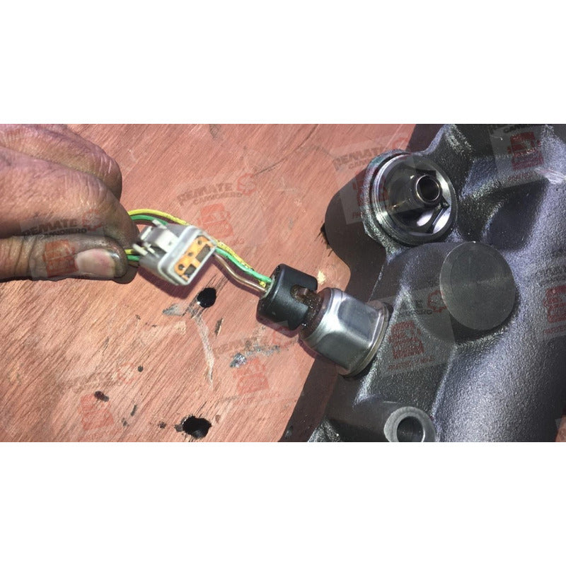 Riel Alta Presion Aceite Sensor Icp Maxxforce Navistar Dt466