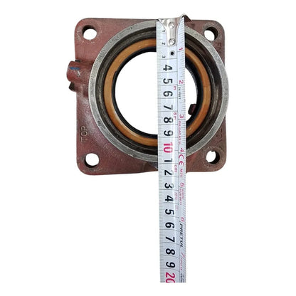 Tapa Porta Reten Balero Transmisión Eaton Fs-6406n 6 Vel Gris