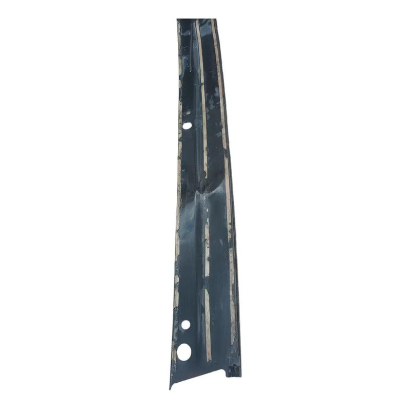Parrilla Moldura Cabina Isuzu Elf 400 4500 500