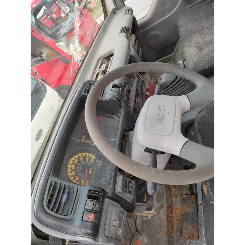 Cabina Isuzu Elf 450 Año 2007